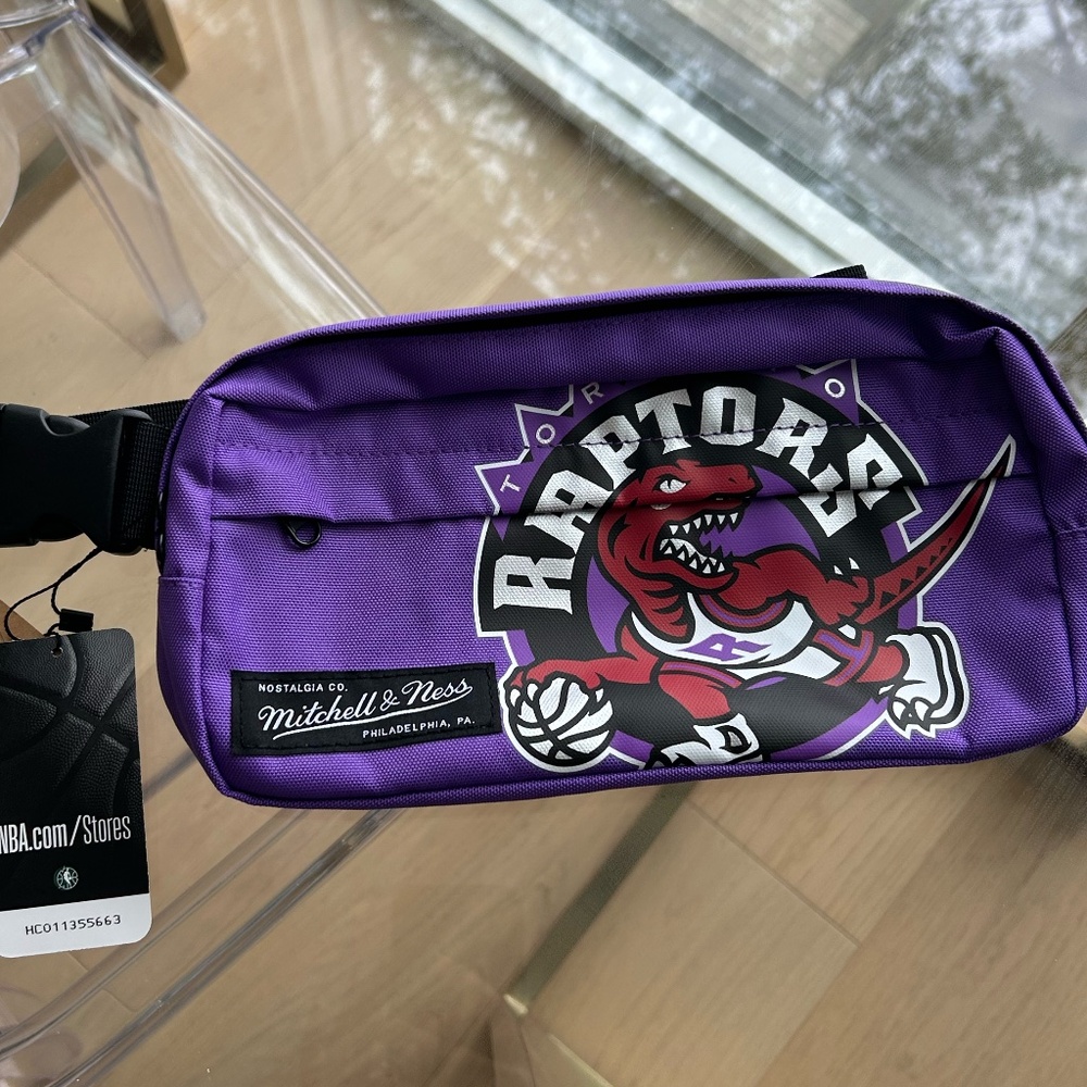 Toronto Raptors Vintage Purple Fanny Pack - NWT